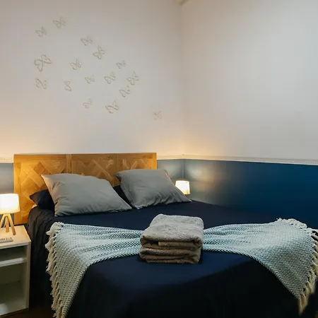 Cute Apartment *